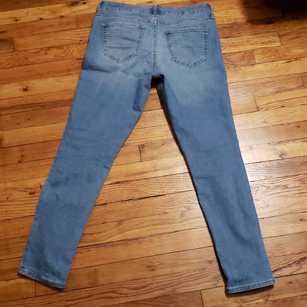 Old Navy Super Skinny midrise size 10 bluejeans